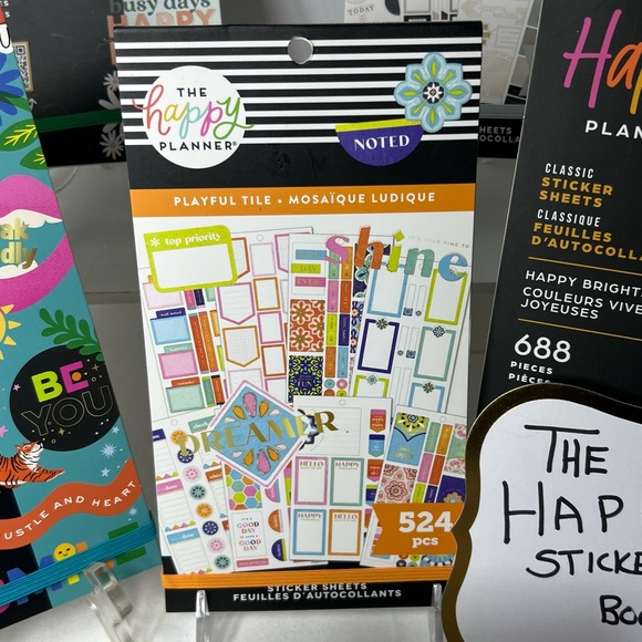 THE HAPPY PLANNER GIFT SET #16 - Picture 5 of 9